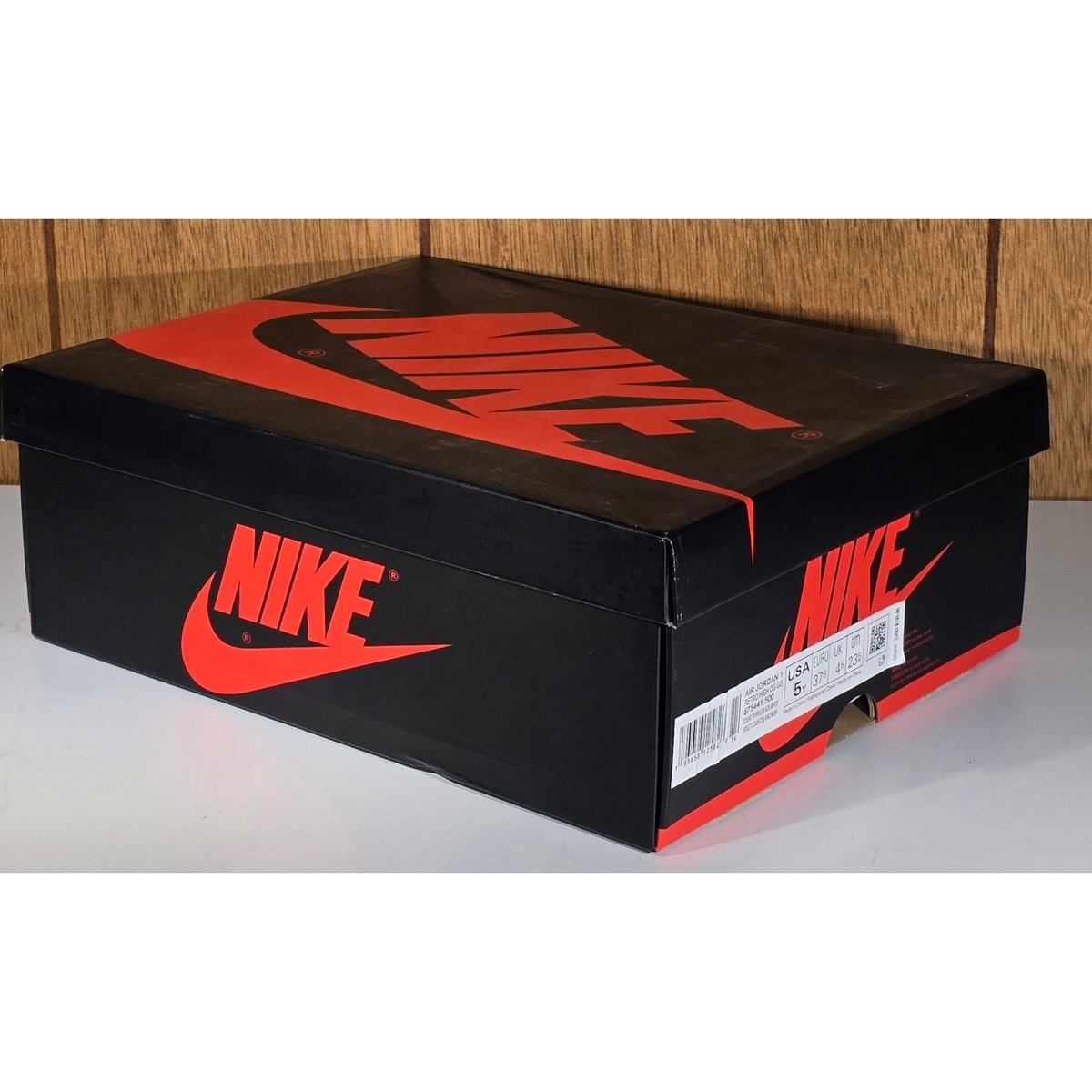 SHOEBOX ONLY - Nike Air Jordan 1 Retro High OG GS Court Purple White Black 5Y — product photo 1 of 11