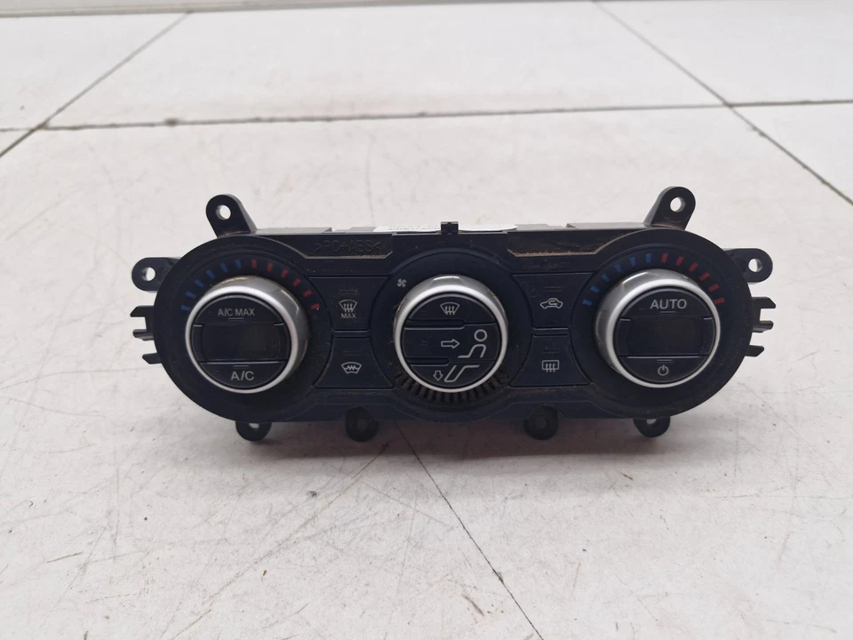 Ford Ranger MK3 A/C Heater Climate Control Module AB39-18C612-AG 2011-2015 - Image 2 of 4