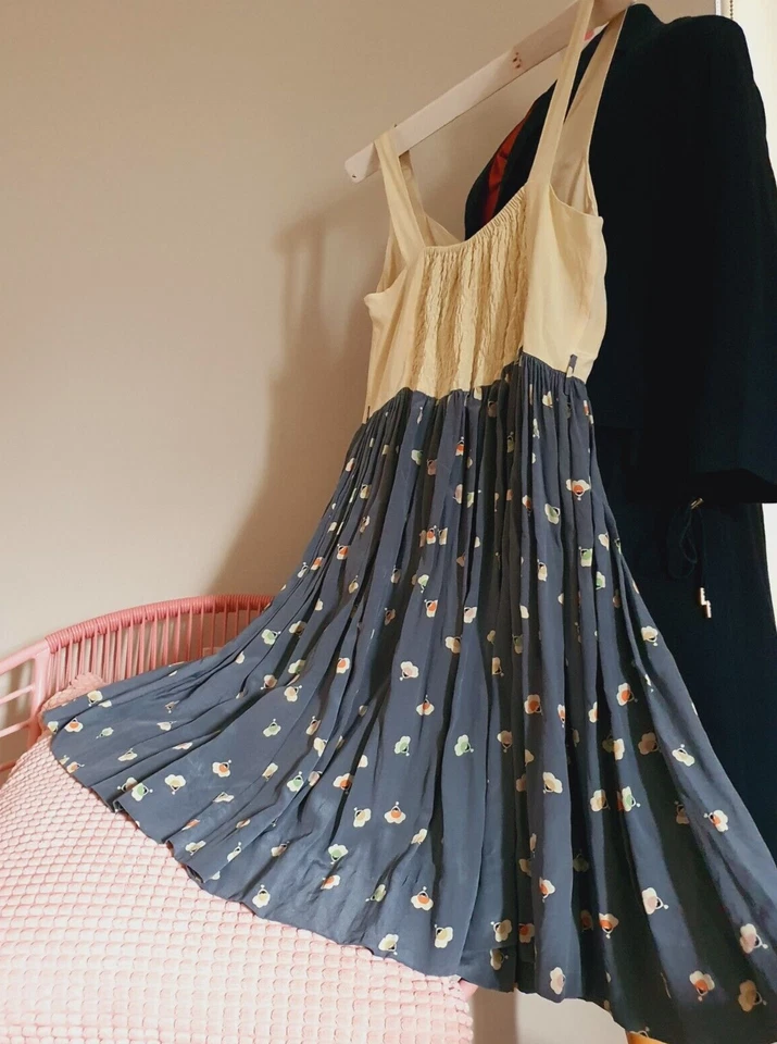 Vestido de sol Orla Kiely de seda crepé para niñas bailarinas talla UK 10 estampado Foto 4 de 4