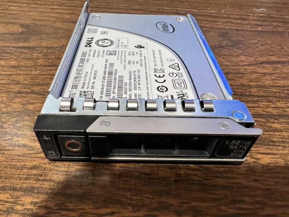 XCN15 Dell Intel DC S4500 1.92TB SATA 6Gbps 2.5" SSD SSDSC2KB019T7R 0XCN15 - Image 3 of 4