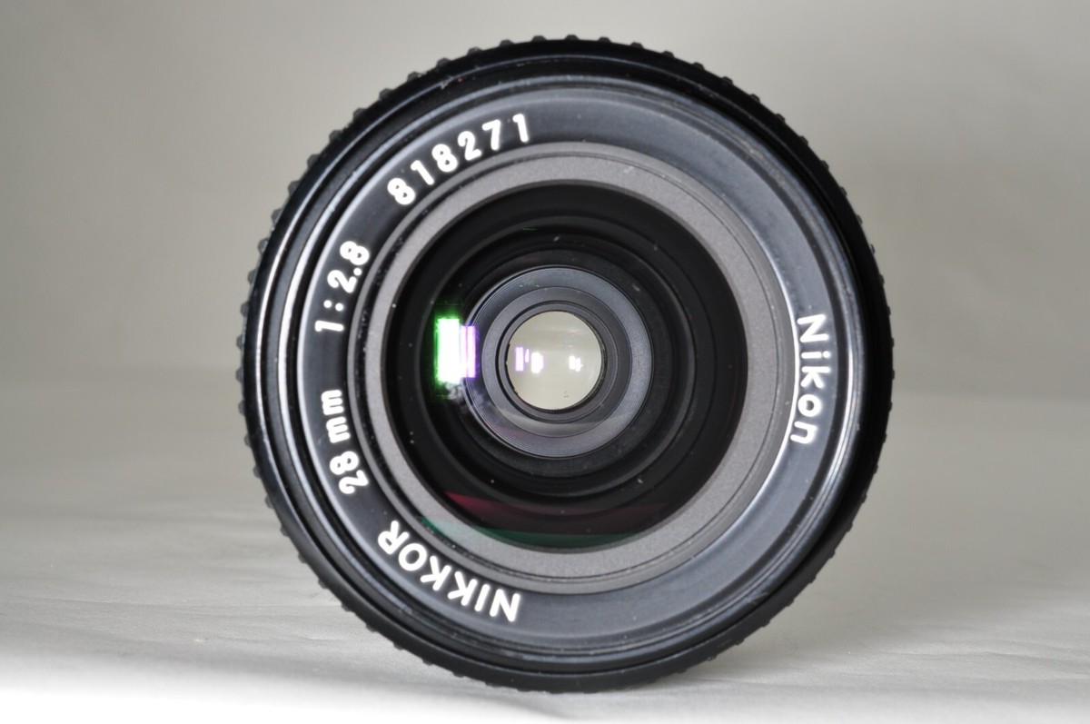 ニコン Nikon Ai-s Nikkor 28mm F2.0 MF Lens Nikon 28mm f/2 Review