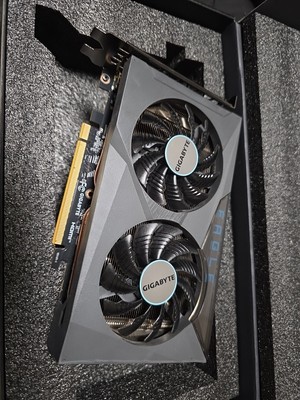 GIGABYTE Radeon RX 6500 XT EAGLE 4GB GDDR6 Video Graphics Card GV-R65XTEAGLE-4GD