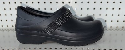 Crocs Neria Pro II Embellished Womens Slip On Nursing Work Clogs Size 6 Chevron