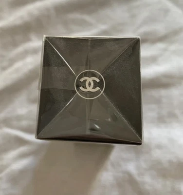 Chanel le lift– Sérum lifting intensif Ultra Correction 30 ml neuf sous blister - Photo 1/2