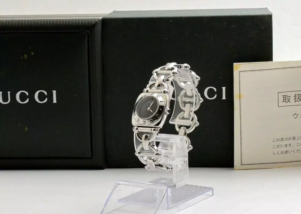 [Presque comme neuve / boîte, papier] Montre femme GUCCI 6400L Horsebit cadran noir quartz