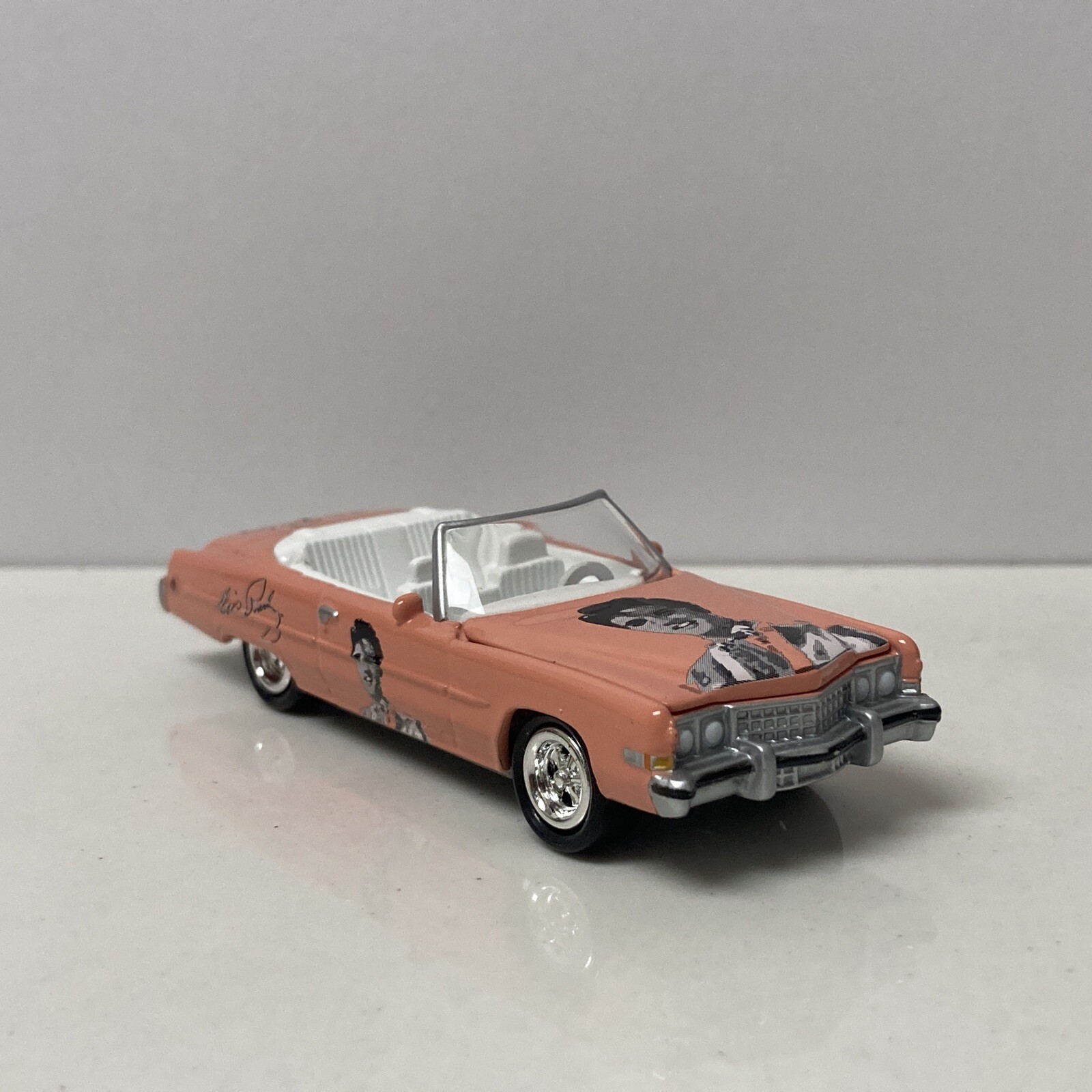 1973 73 Cadillac Eldorado Collectible 1/64 Scale Diecast Diorama Model