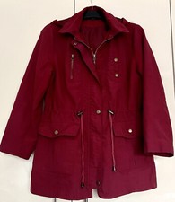 Women’s Light Coat 