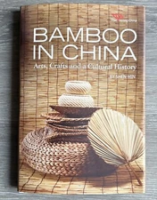Bamboo in China: Arts, Crafts and a Cultural History by Min, Shen [Hardback]