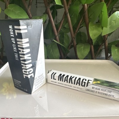 IL MAKIAGE Black Waterproof Liquid Eyeliner Black Card, 0.05 fl oz