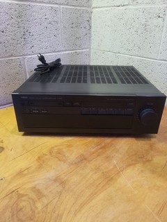 Amplificatore integrato stereo suono naturale Yamaha A 1020. Senza telecomando testato.