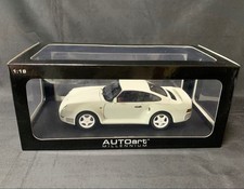1/18 Unused Autoart Porsche 959 White Diecast Car