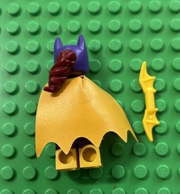 Lego DC Super Heroes Batgirl Minifigure 70906 70902 70917 70921