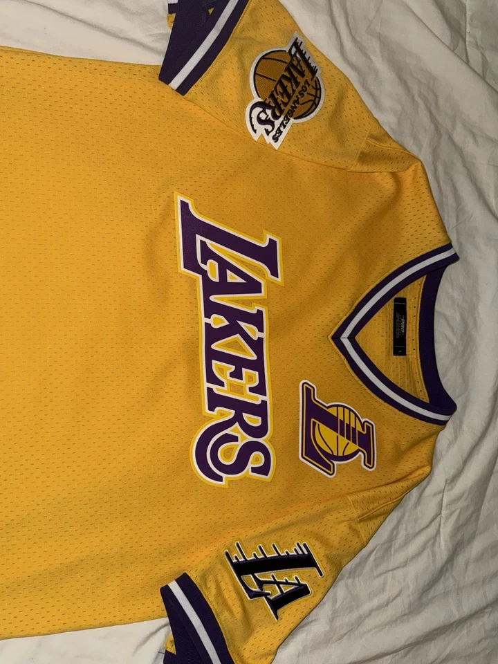 LA Lakers PRO Standard Luxury Athletic shirt NBA Basketball Sz L - Image 3 of 4