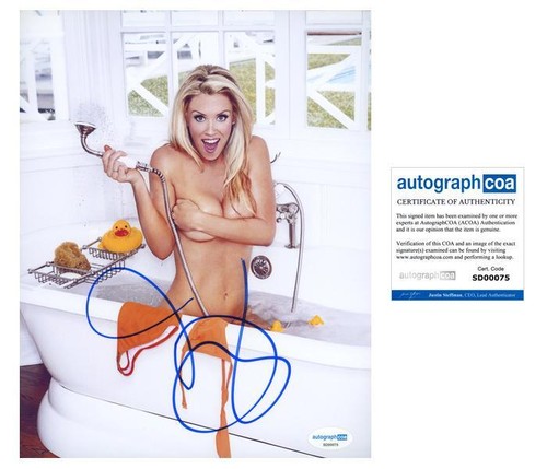 Jenny McCarthy AUTOGRAPH Signed Playmate Model Autographed 8x10 Photo D ACOA