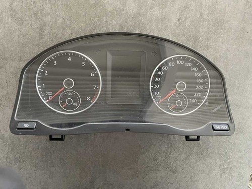 VW Golf 5 Plus Automatik Kombiinstrument Tacho 5M0920870A