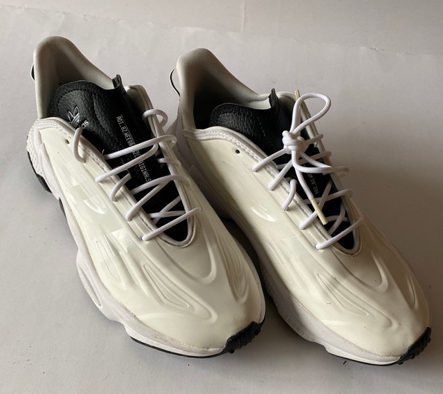 ozweego celox cloud white