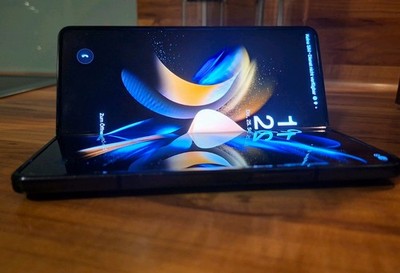 Samsung Galaxy Z Fold 4 SM-F936B/DS 512GB