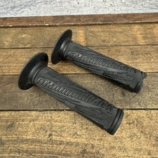 Diamondback BMX Bike Handlebar Grips Pair Bla...