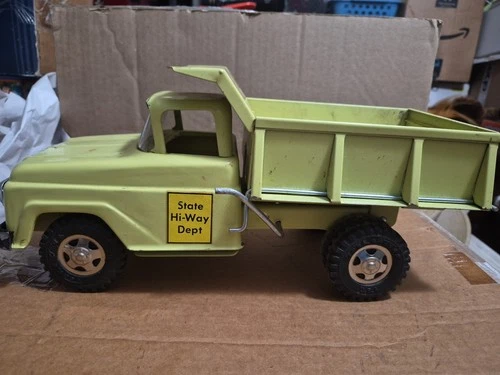 Tonka State Highway Department Pressed Steel Green Dump Truck