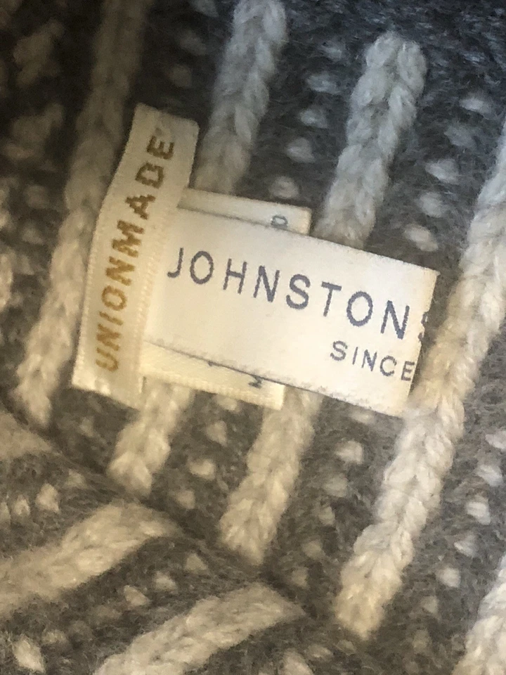 Gorra gorro tejido 100 % cachemir Union Made Johnstons Of Elgin Foto 3 de 4