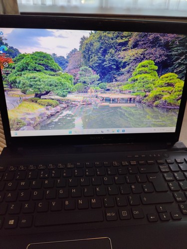 Sony Vaio SVE1513B4E i7-3520M 12GB 1TB SSD Radeon HD7600M 15.6" - Picture 16 of 20