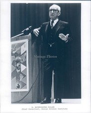 1972 Design Science Institute Buckminster Fuller 8X10 Historic Vintage Photo 1972 Design Science Institute Buckminster Fuller 8X10 Historic Vintage Photo