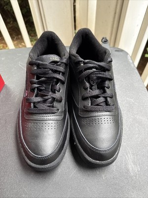 Men s 9.5 Black/Charcoal Club C Reebok Classic