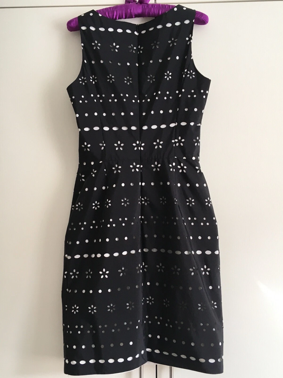 ABITO MOSCHINO ECONOMICO E CHIC TAGLIO LAZER DAVANTI FIOCCO IT 42 UK 10 NUOVO PREZZO AL PUBBLICO £ 525