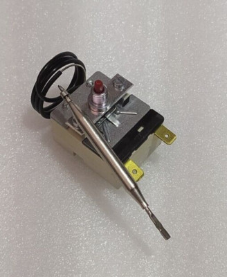 EGO Thermostat 55.13053.180 – Für Convotherm HUD20.10, 1-polig, 58-258°C, Fühler ø3,1x201mm, 16A, 270°