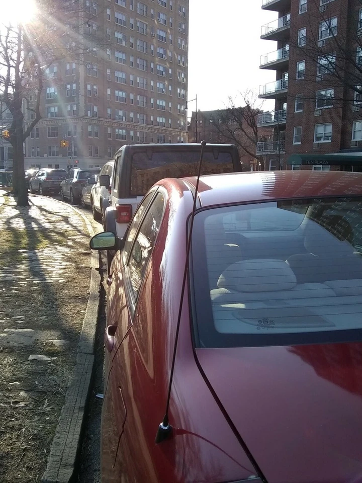 21" inch Black Stainless Antenna Mast Power Radio for KIA SPECTRA 2000-2009 New - Image 4 of 4