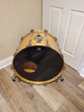 Vintage 1982 TAMA SUPERSTAR 22" x 14" Bass Drum Maple Finish (gloss)