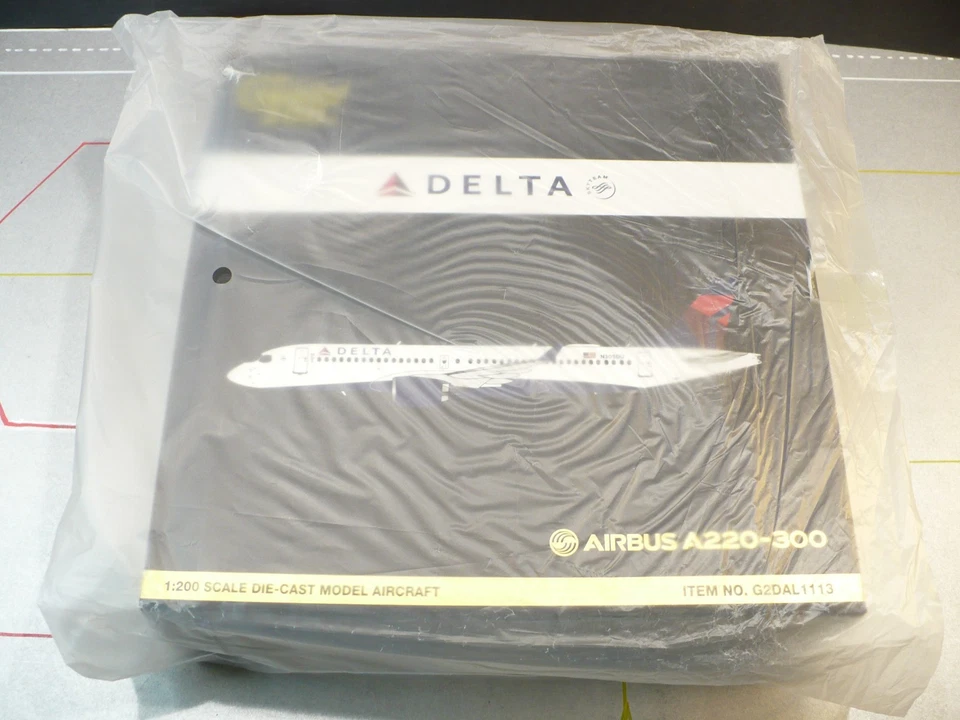 Gemini Jets 1:200 Delta Airbus A220-300 N305DU G2DAL1113 - Image 2 of 4