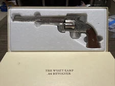The Wyatt Earp .44 Revolver By The Franklin Mint #20029 Replica