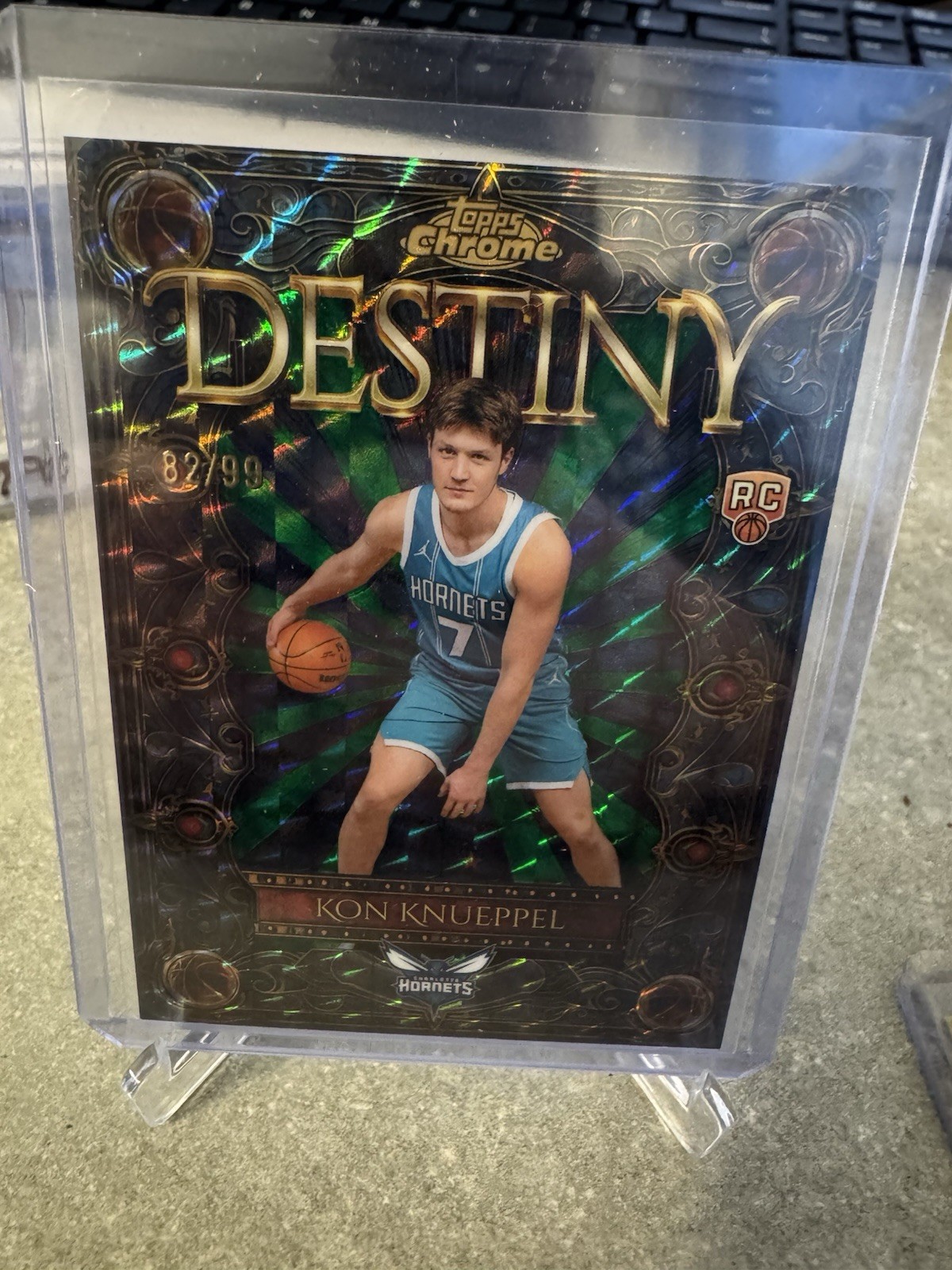 2025-26 NBA TOPPS CHROME DESTINY GREEN Geometric KON KNUEPPEL CHARLOTTE /99 RC!