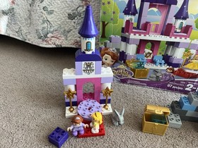 LEGO DUPLO 10595 Sofia the First  Sofia&rsquo;s Royal Castle  Retired Set w/ Box