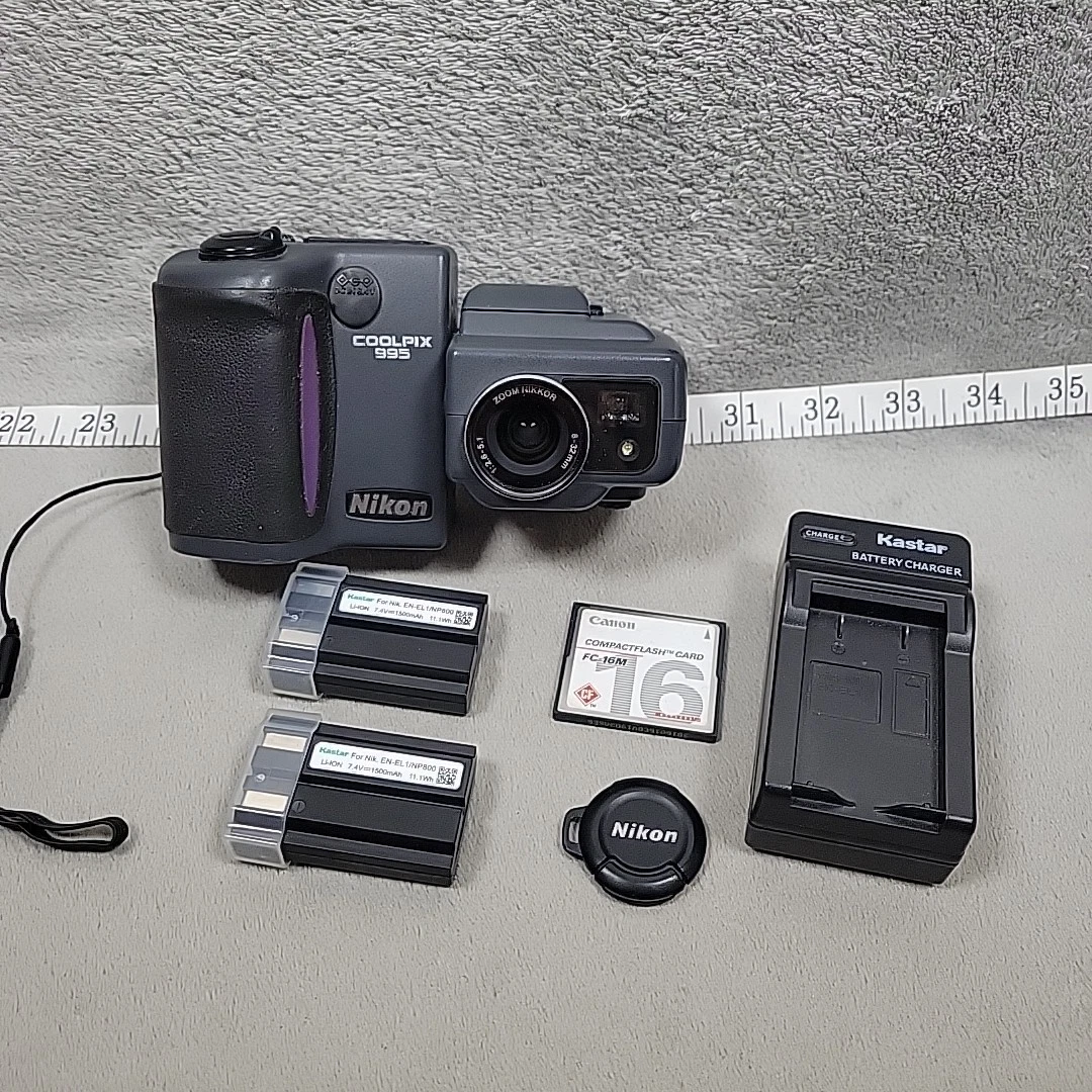 動作品 Y2K CCD 平成レトロ 自撮り Nikon COOLPIX E995 Nikon COOLPIX S570 Y2K平成レトロCCD 広角28mm - メルカリ