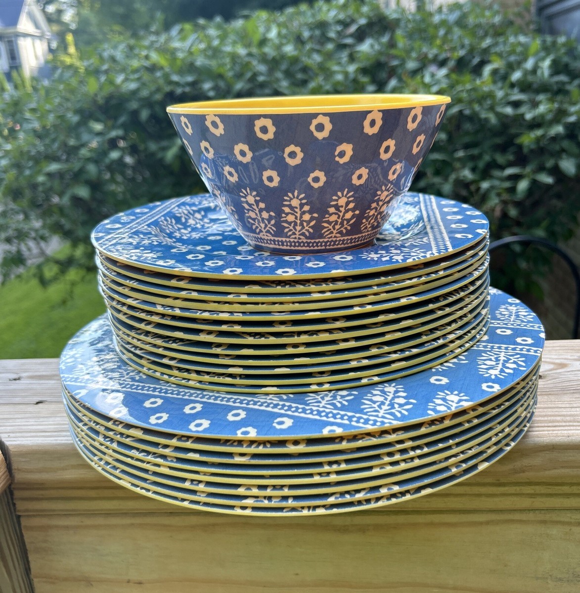 Studio California, Laurie Gates 21 Pieces Melamine, Dinnerware Set