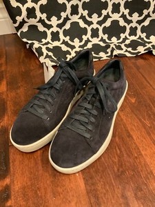 vince navy sneakers