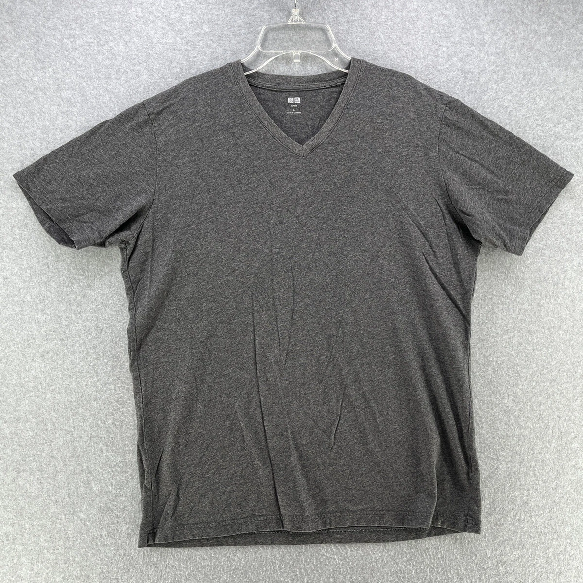 uniqlo supima cotton t shirt v neck