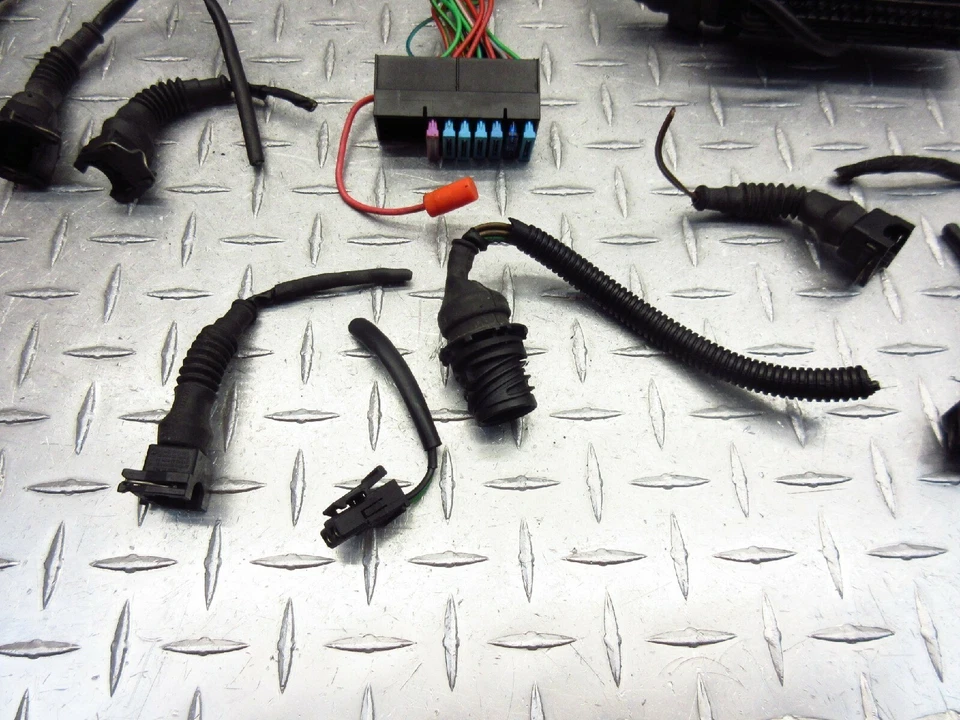 BMW 850R R850R 1996 95-97 OEM tapones de cableado extremos de enchufe lote piezas de arnés de cables Foto 2 de 4