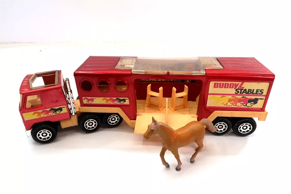 Buddy l store stables truck
