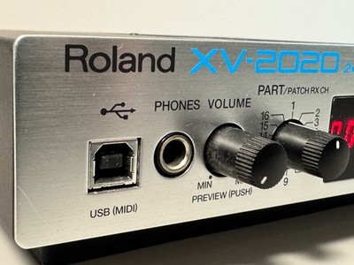 Pristine ROLAND XV-2020 64-Voice  Synth Sound Module 2x Expandable SRX Slots