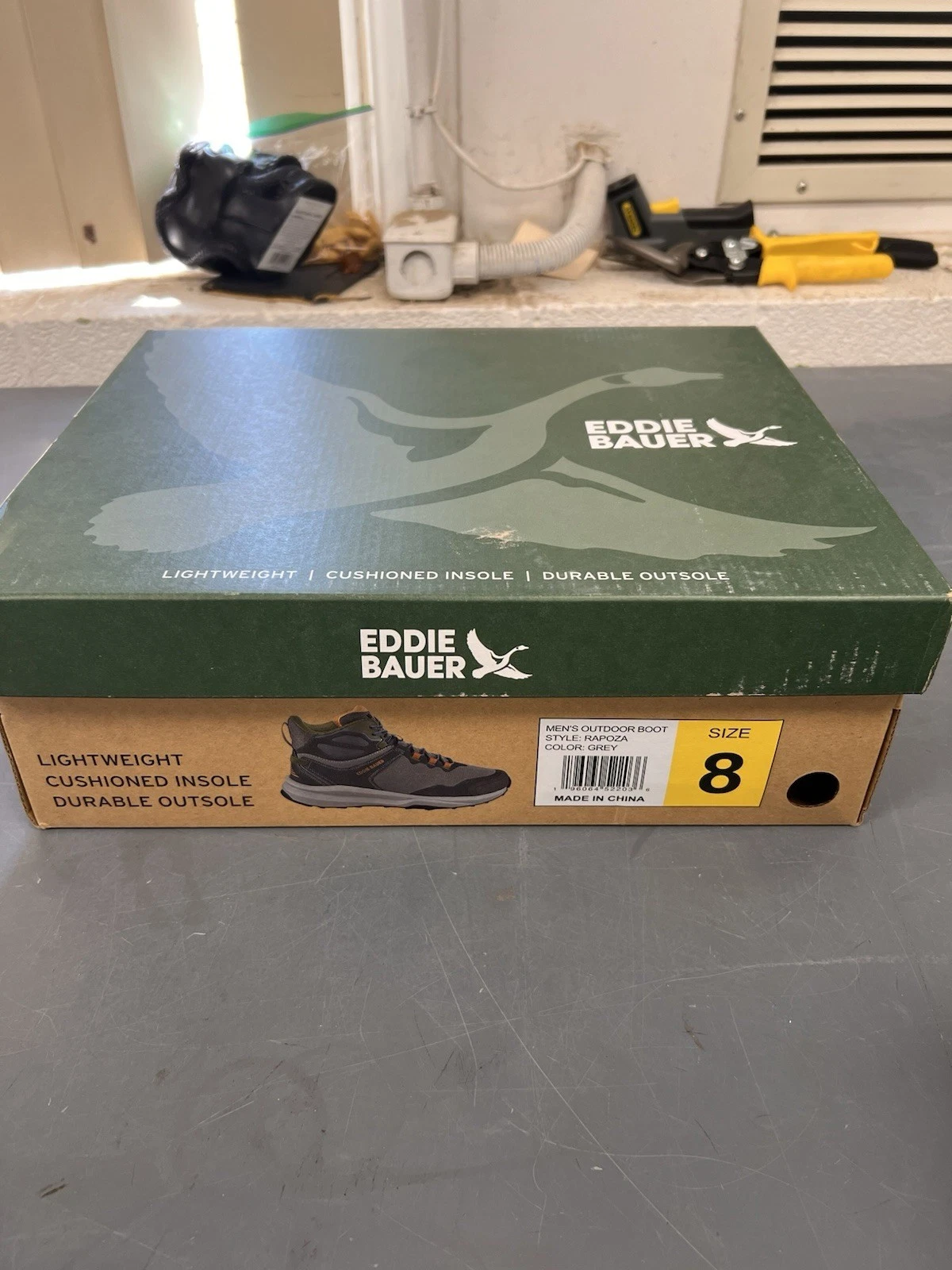 Eddie Bauer Rapoza Men’s Outdoor Hiking Boots Gray Size 8 Mid Top Trail Shoes