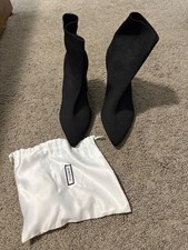 Convertible ankle bootie size 10