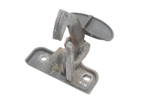 MERCEDES-BENZ CLK Cabrio A209 Motorhaubensicherung A2098800164 3.50 16424736