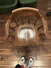 Ethan Allen maple wood nutmeg heirloom pub style arm chair! Baumritter-Vermont.