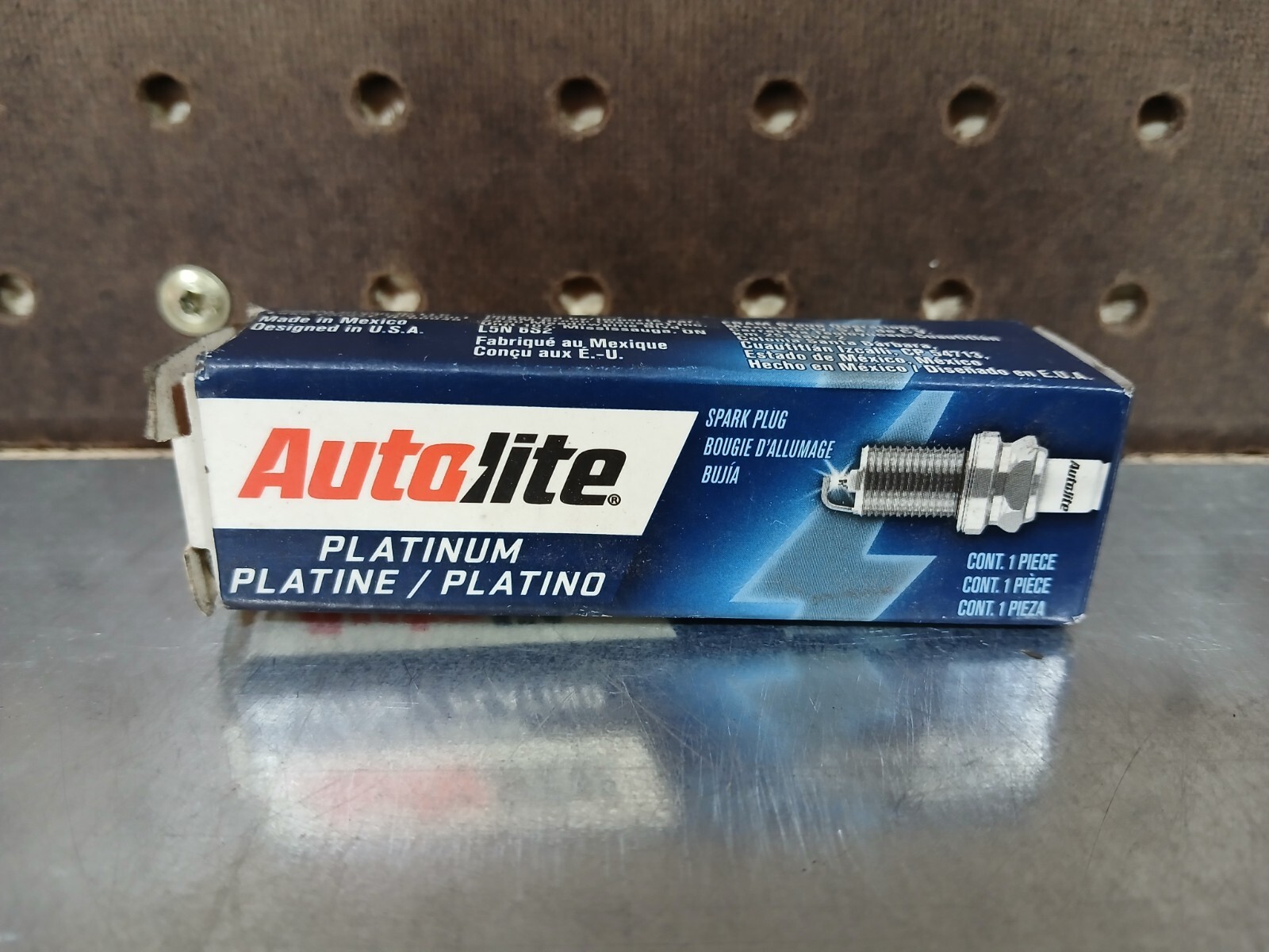 Autolite AP104 Spark Plug