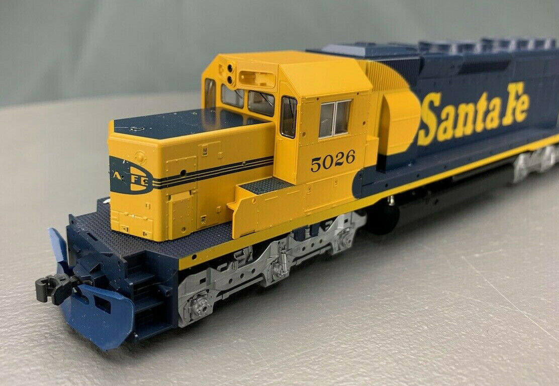 HO Kato EMD SD40-2 Mid Snoot Santa Fe #5026 Diesel Loco DCC HO Kato EMD SD40-2 Mid Snoot Santa Fe #5026 Diesel Loco DCC
