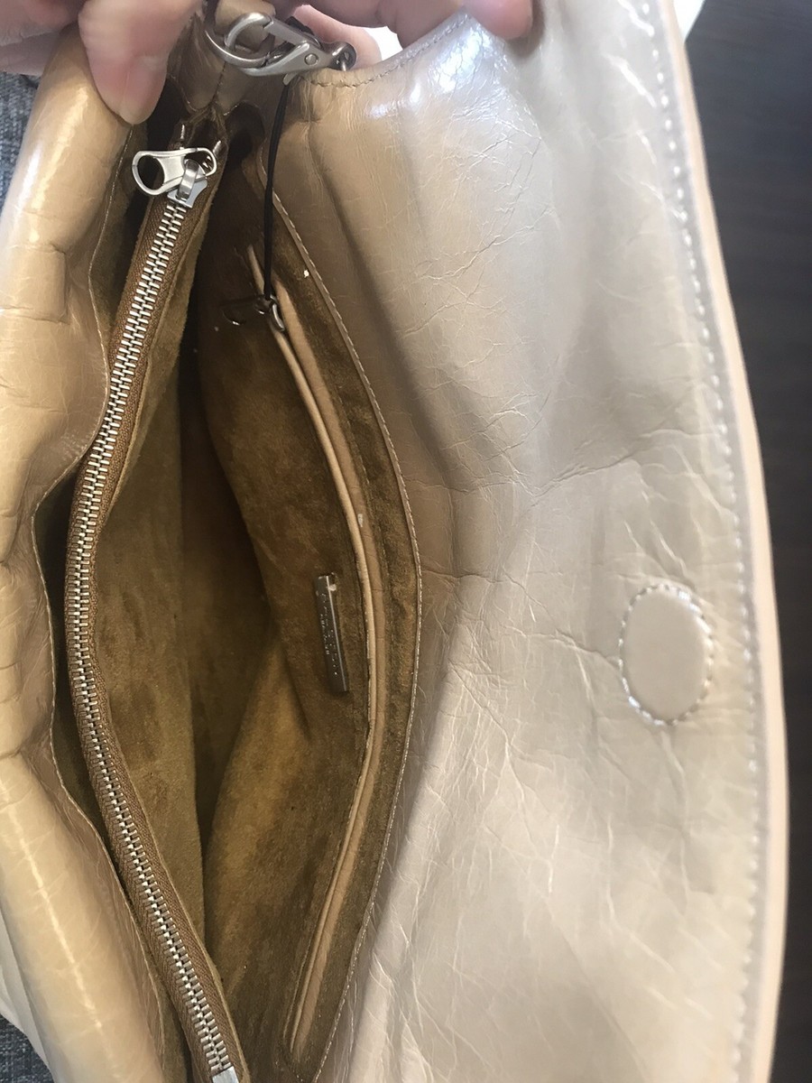 Pochette En Cuir Champagne Halston Heritage - Taille Medium, Bandoulière Convertible, Neuf Avec Petit Défaut