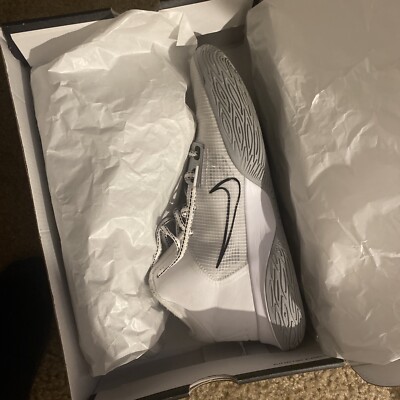 Size 10 - Nike basketball shoes
